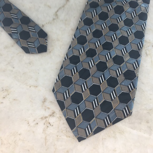 GEOMETRIC BLACK GRAY TAN NECKTIE - Picture 5 of 6